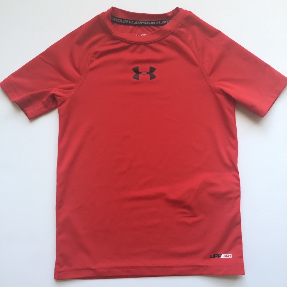 Boy’s Under Armour Shirt Size XS